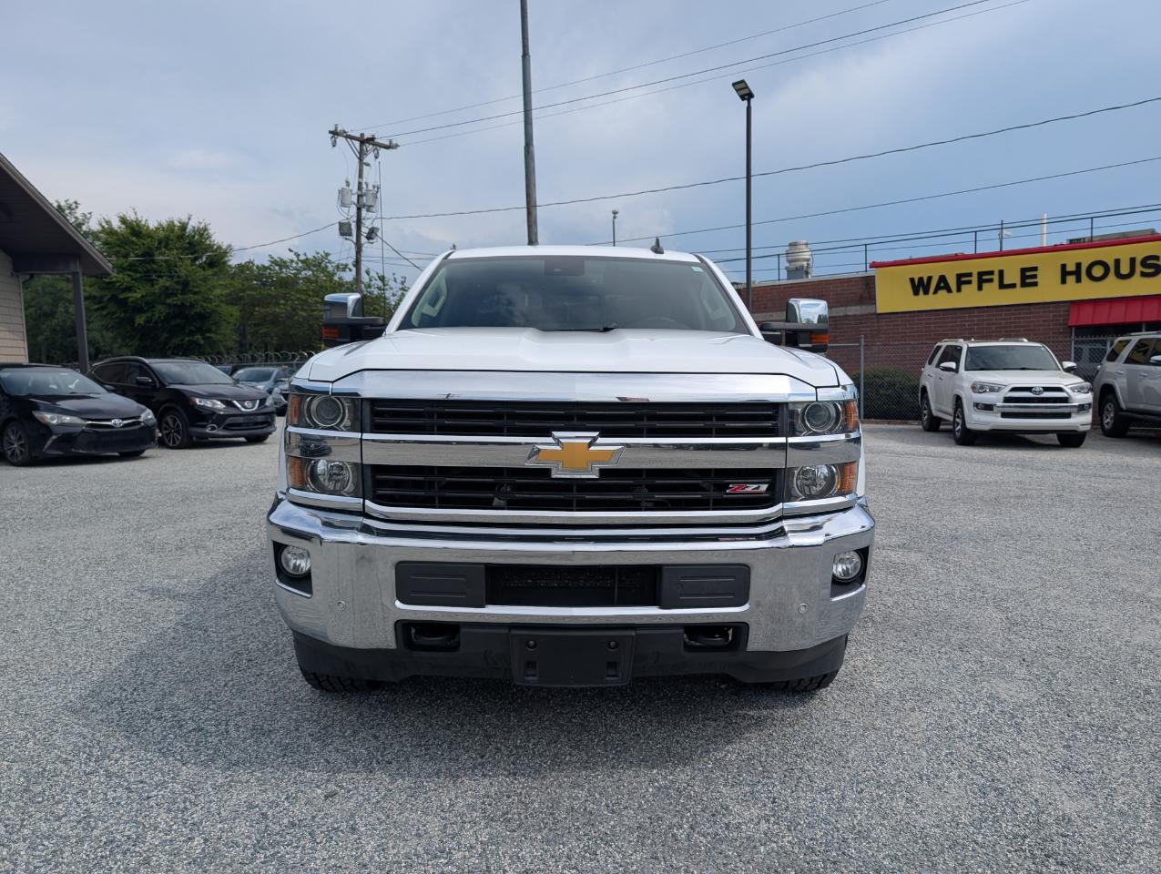 chevrolet silverado 2500hd 2017 1GC1KWEG6HF201420 image chevrolet silverado 2500hd 2017 1GC1KWEG6HF201420 image